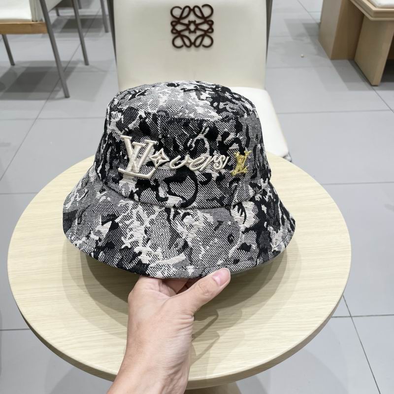 LV hat (228)