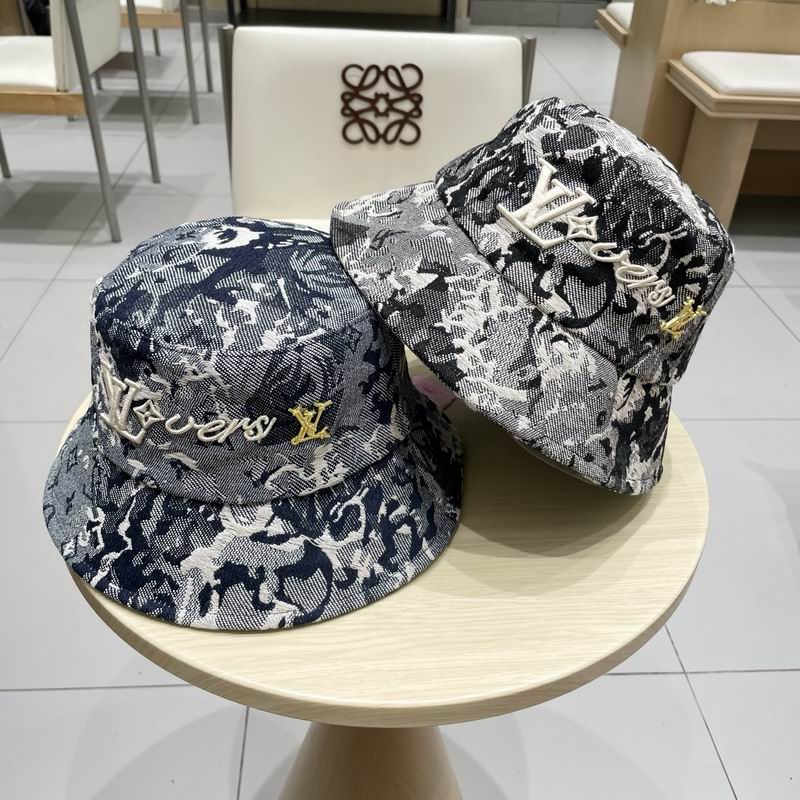 LV hat (231)