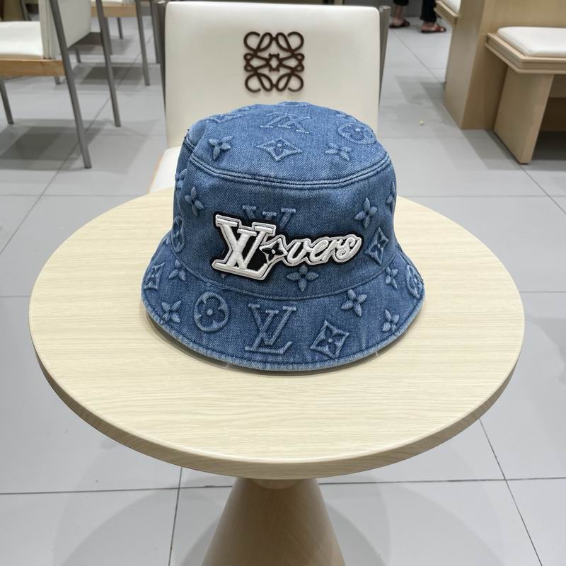 LV hat (253)
