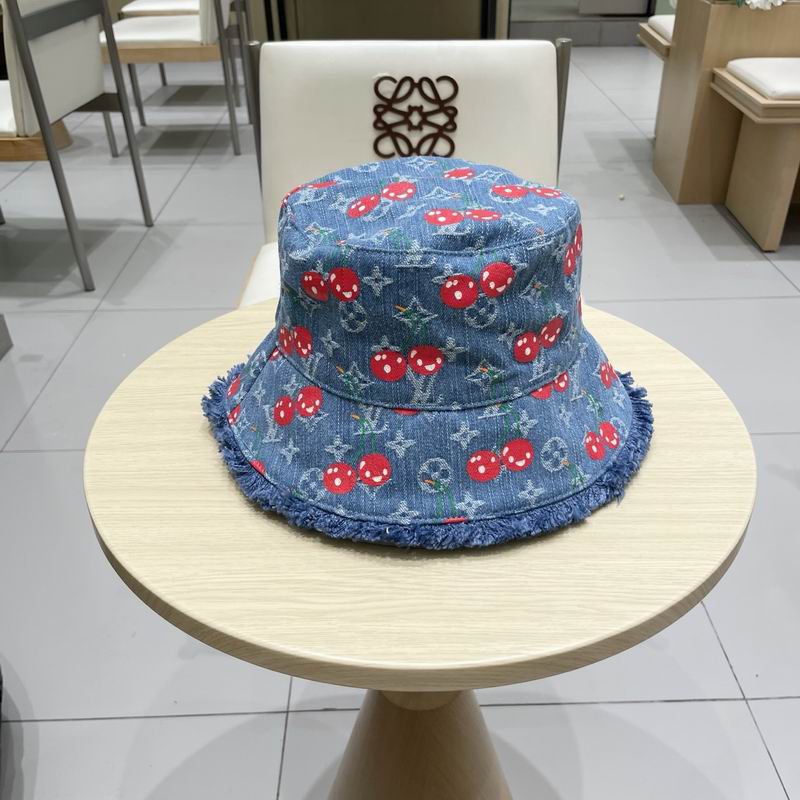 LV hat (271)