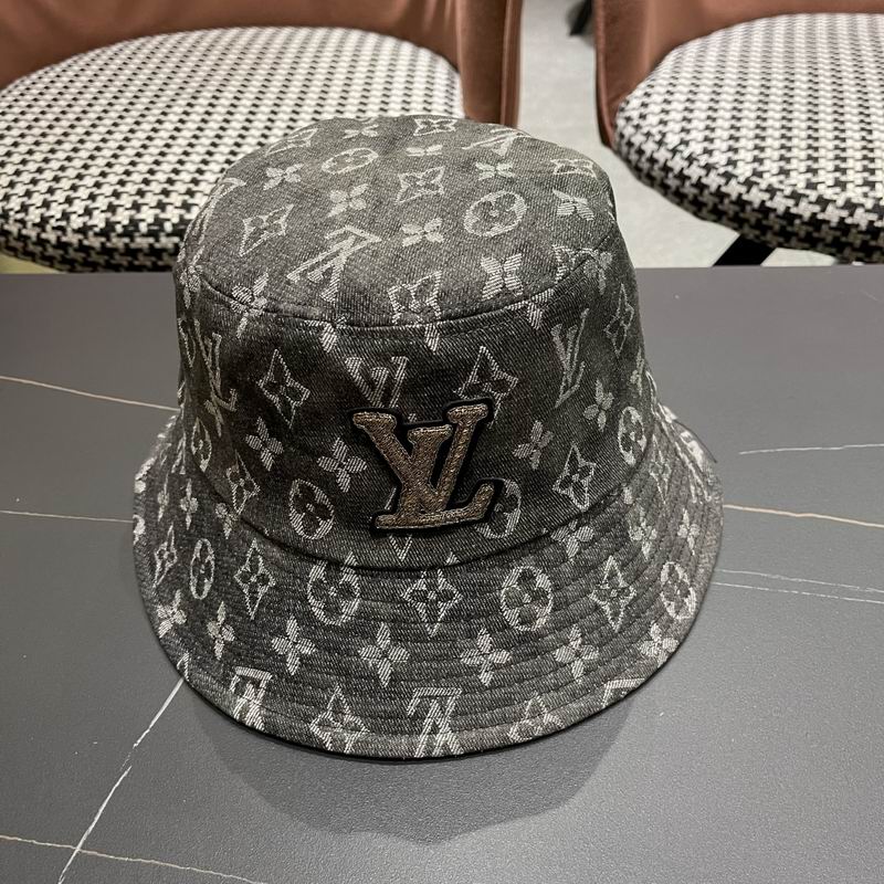 LV hat (296)