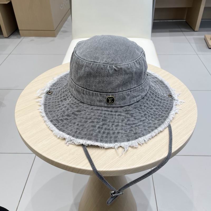 LV hat (307)