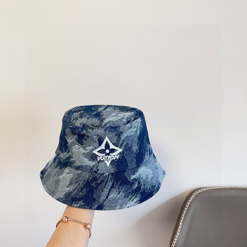 LV hat (312)