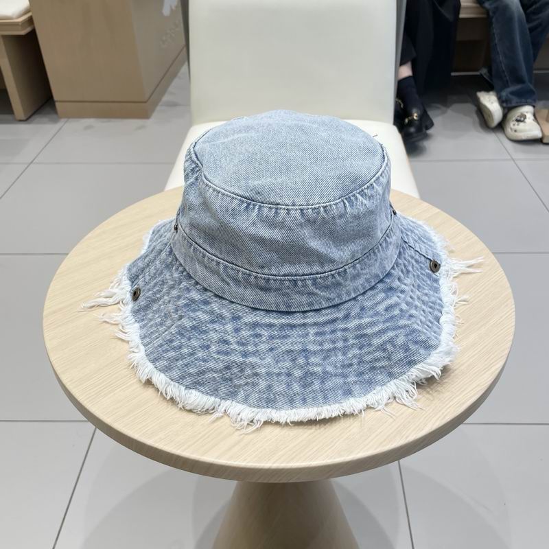 LV hat (324)