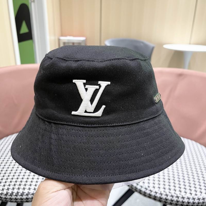 LV hat (324)