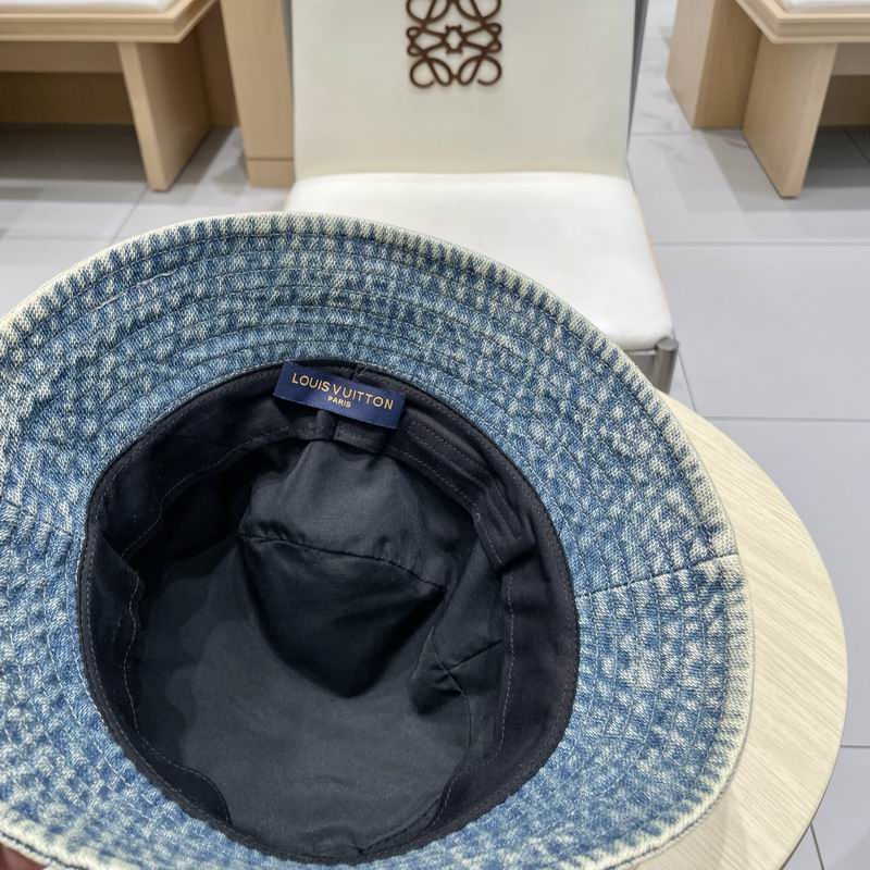 LV hat (33)
