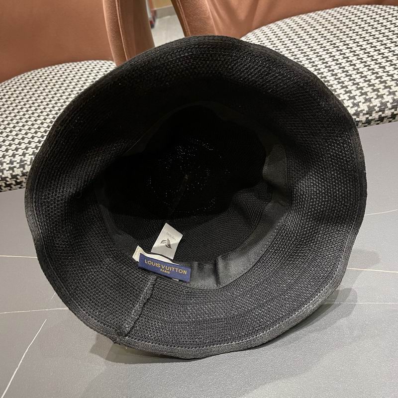 LV hat (374)