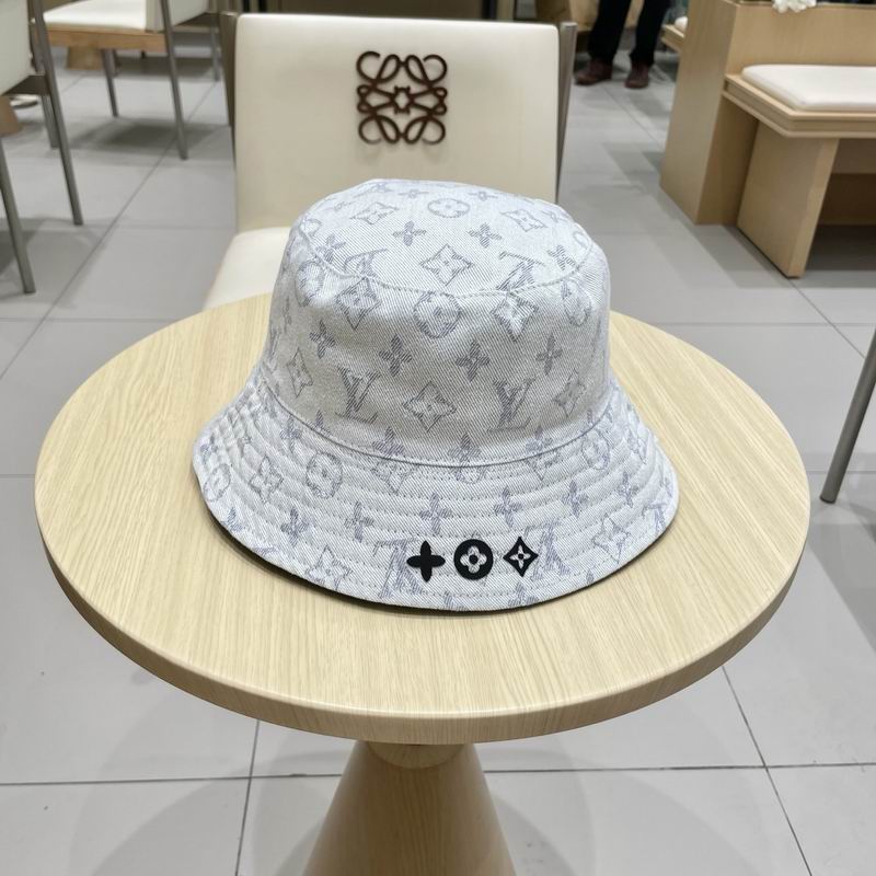 LV hat (376)
