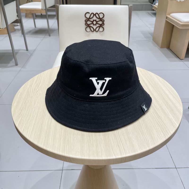 LV hat (381)