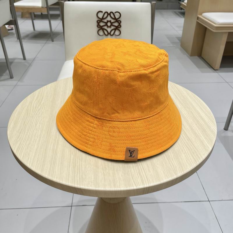 LV hat (382)