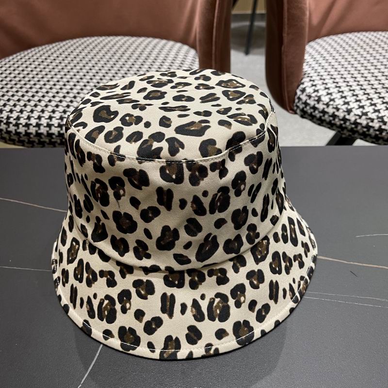 LV hat (398)