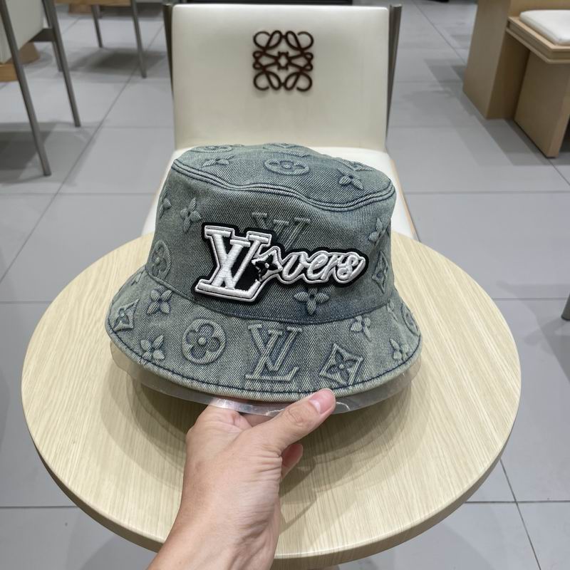 LV hat (402)
