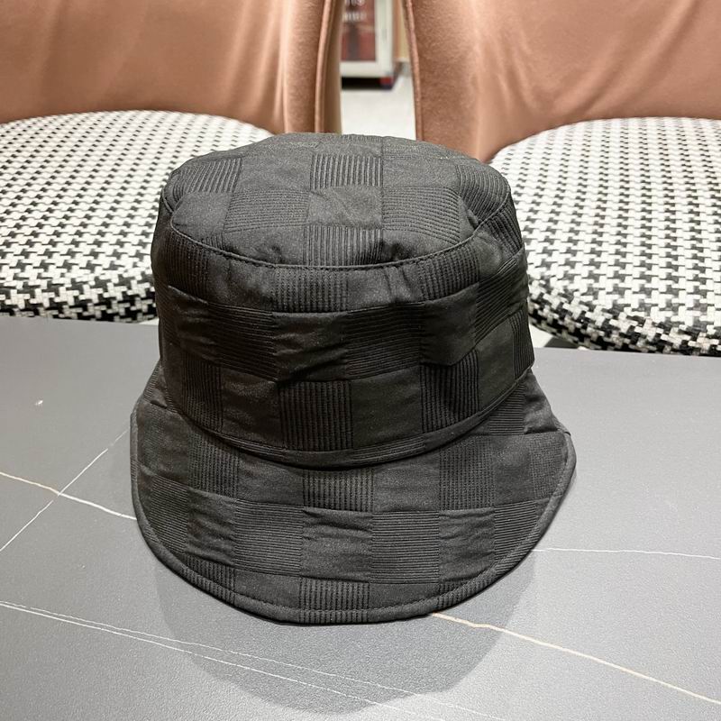 LV hat (419)