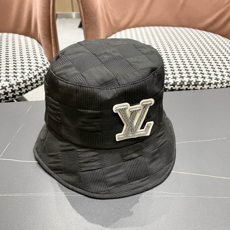 LV hat (423)