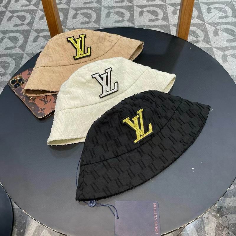 LV hat (429)