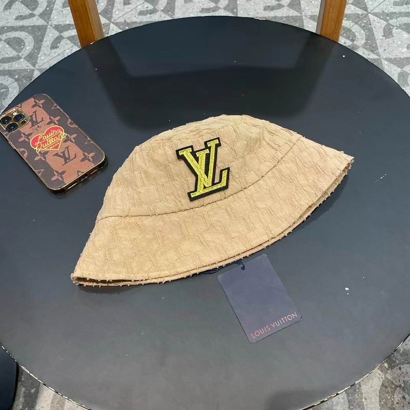LV hat (433)