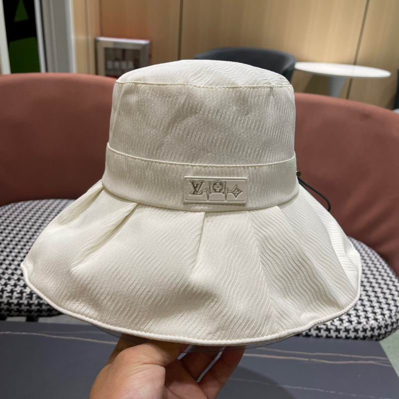 LV hat (444)