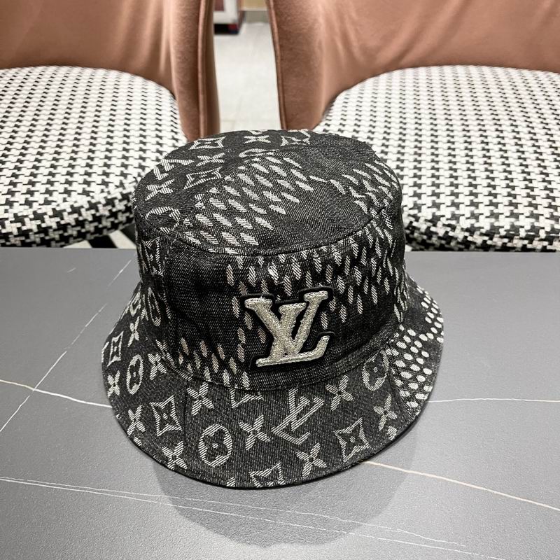 LV hat (446)