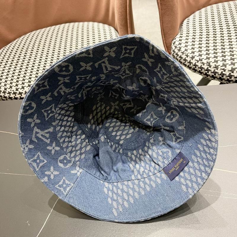 LV hat (447)