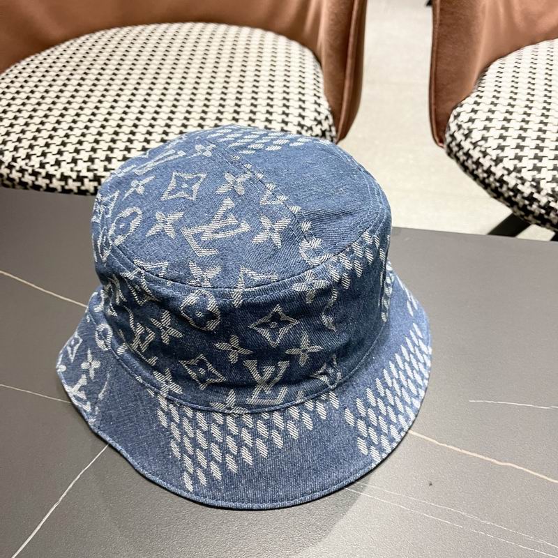 LV hat (453)