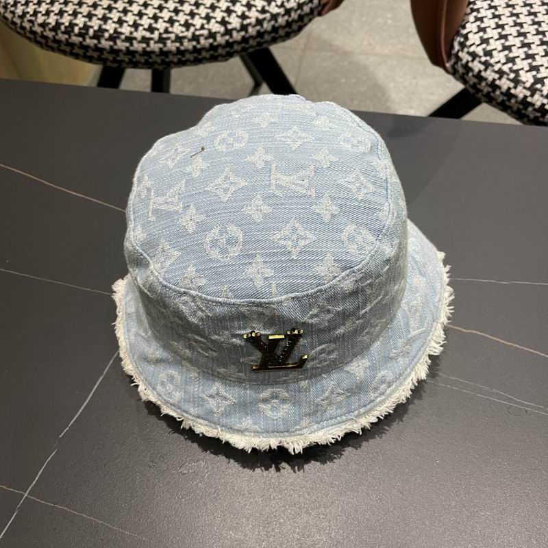 LV hat (469)