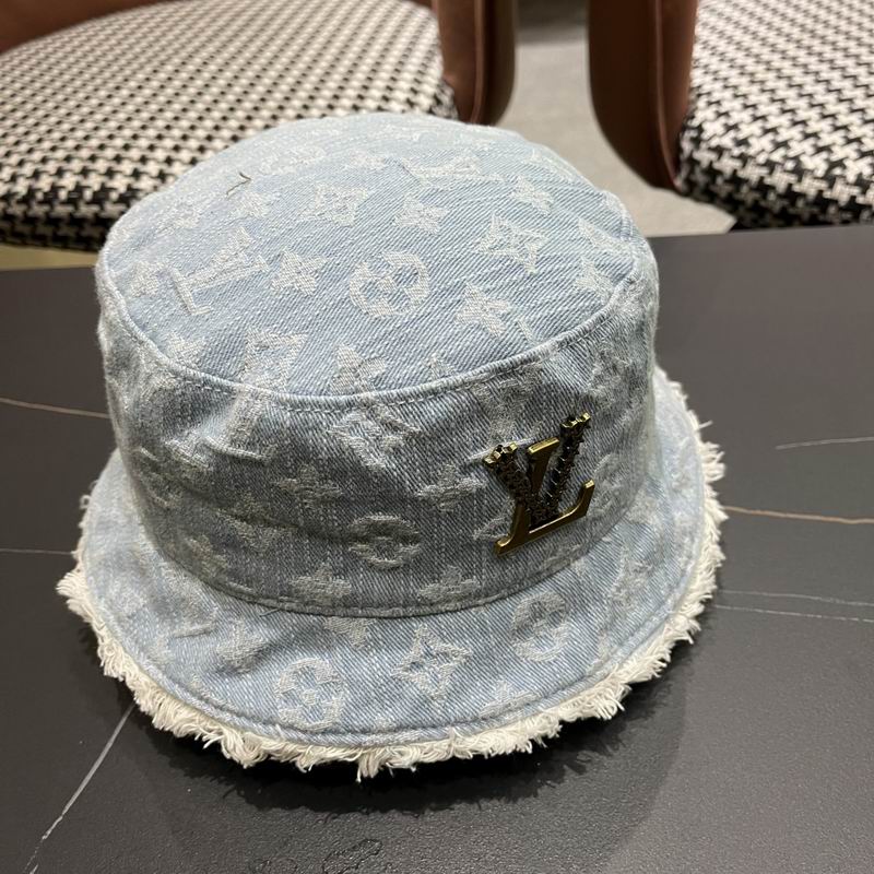 LV hat (470)