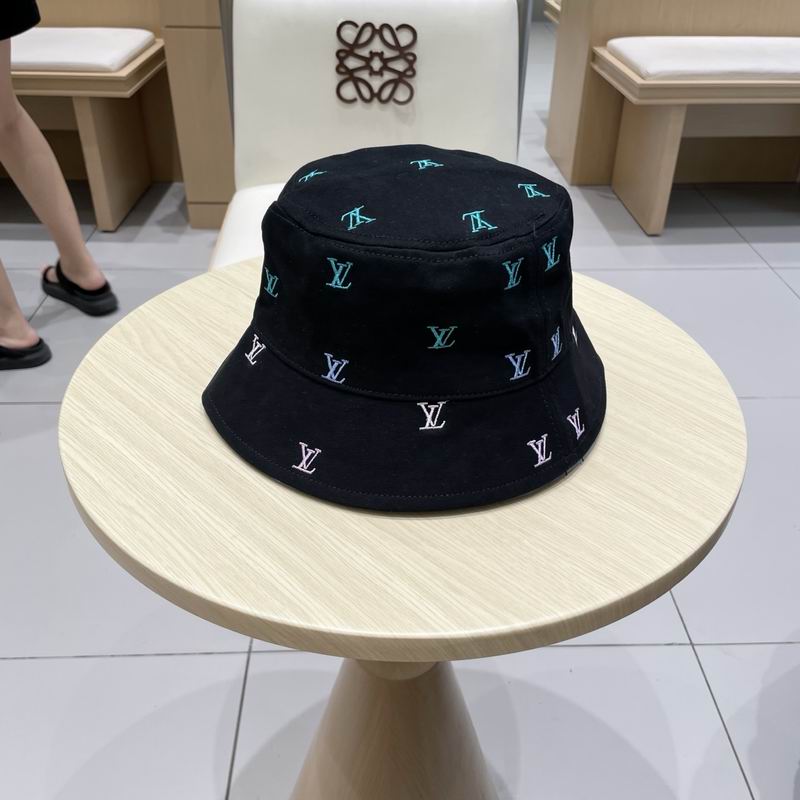 LV hat (49)