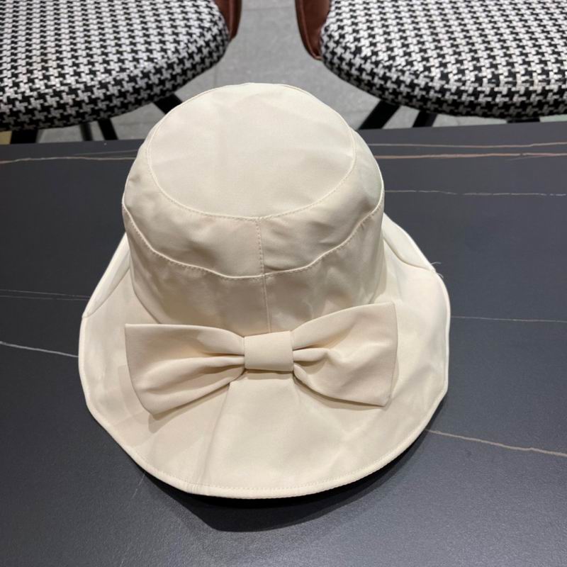 LV hat (526)