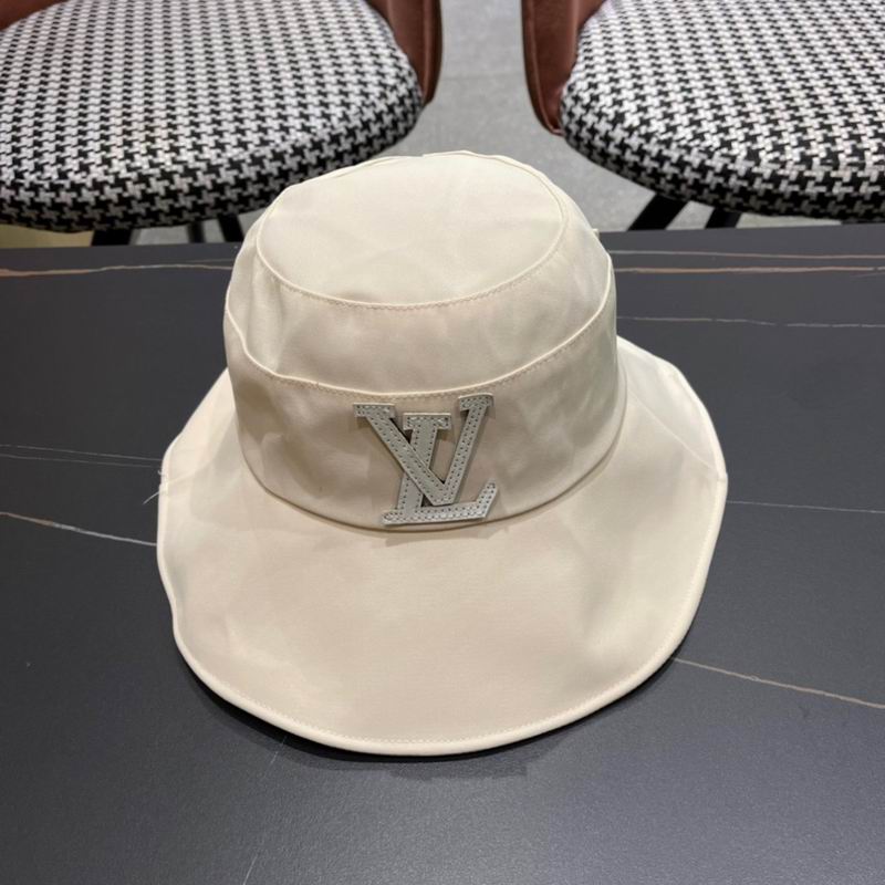 LV hat (530)