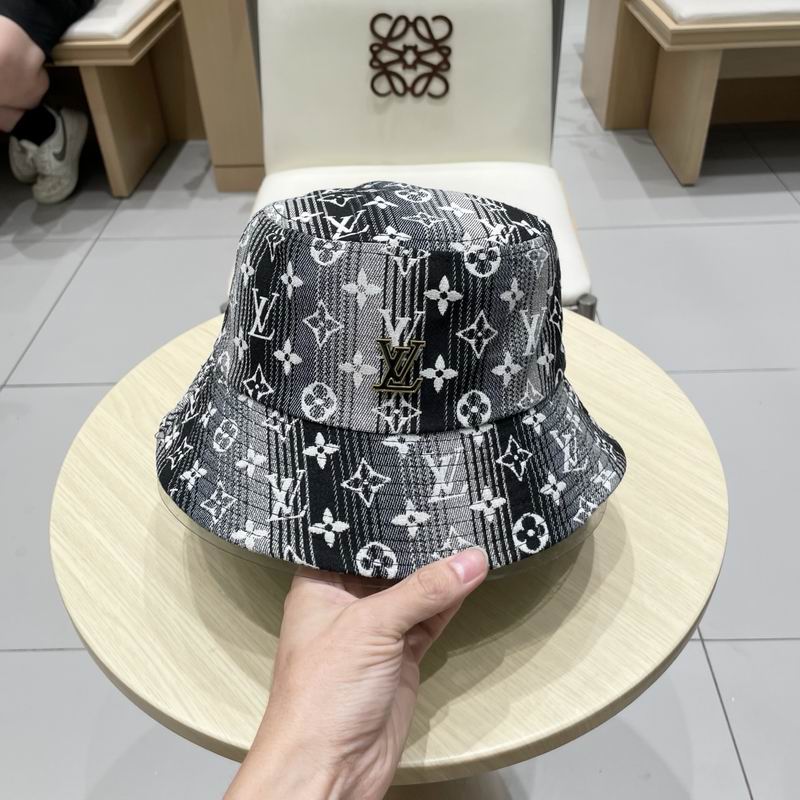 LV hat (62)