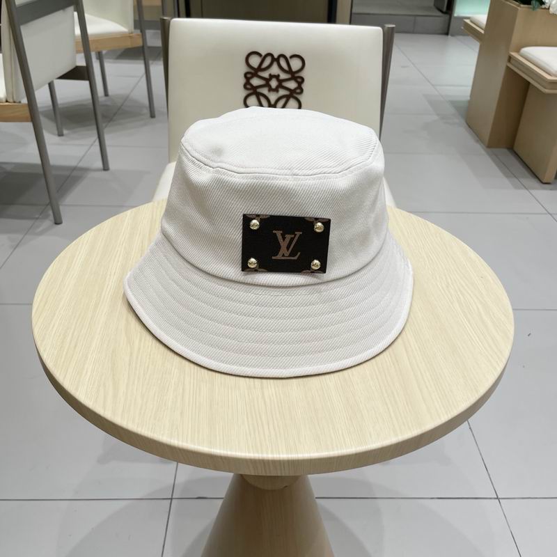 LV hat (635)