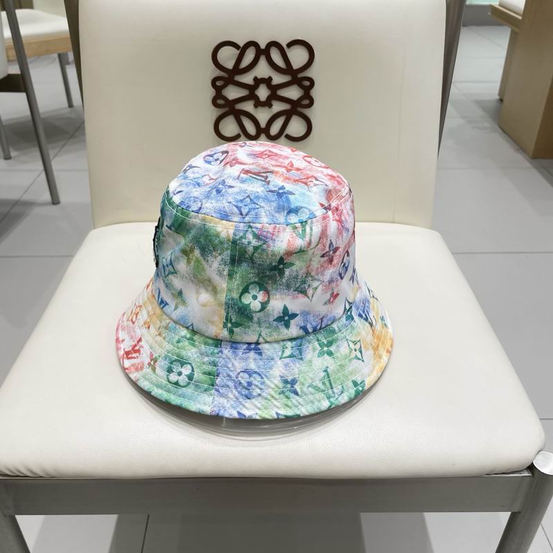 LV hat (652)