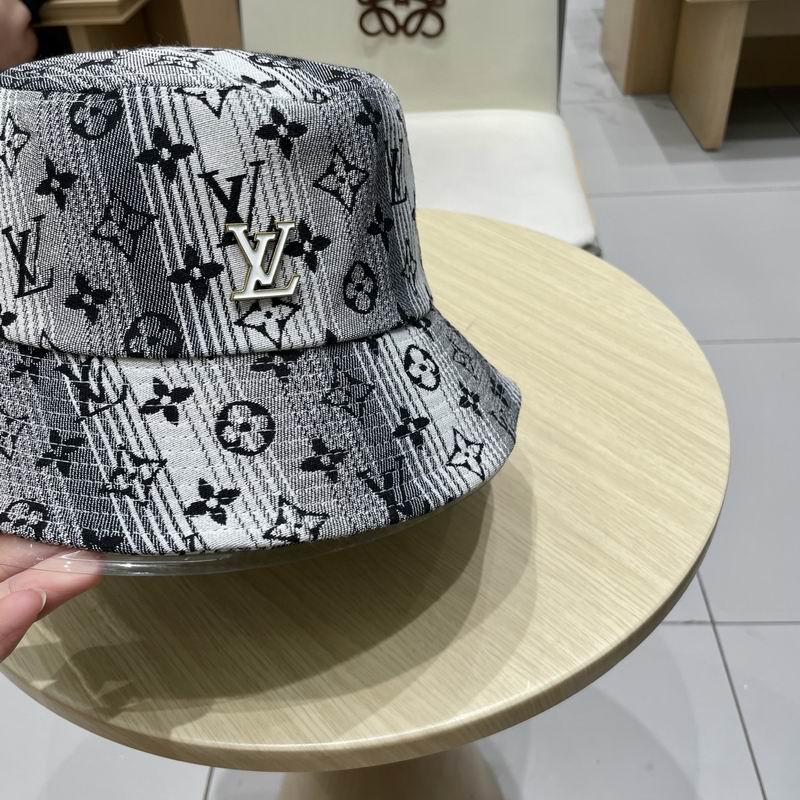 LV hat (72)