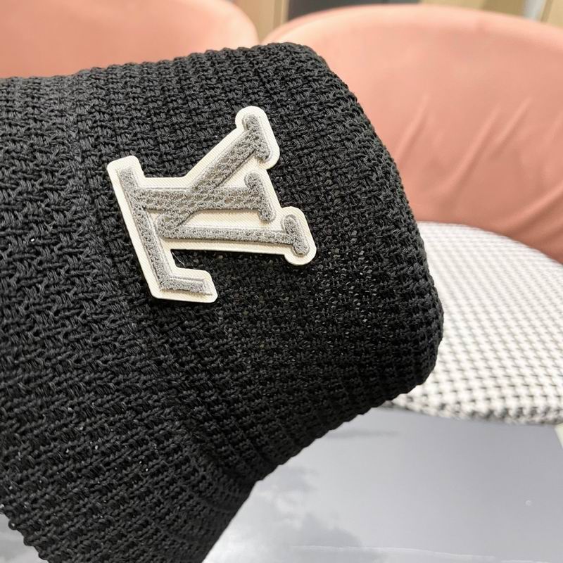 LV hat (849)