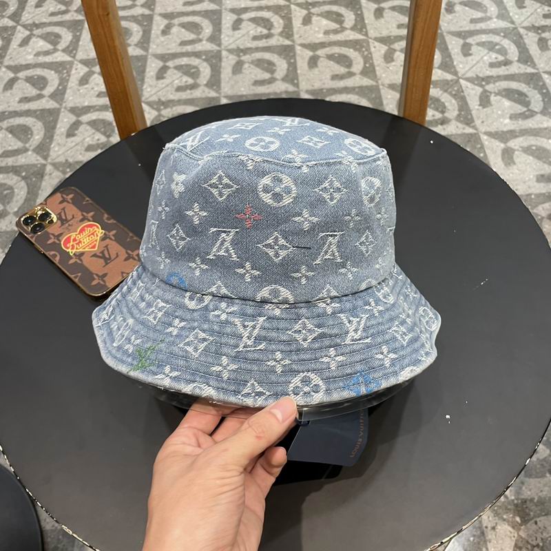 LV hat (885)