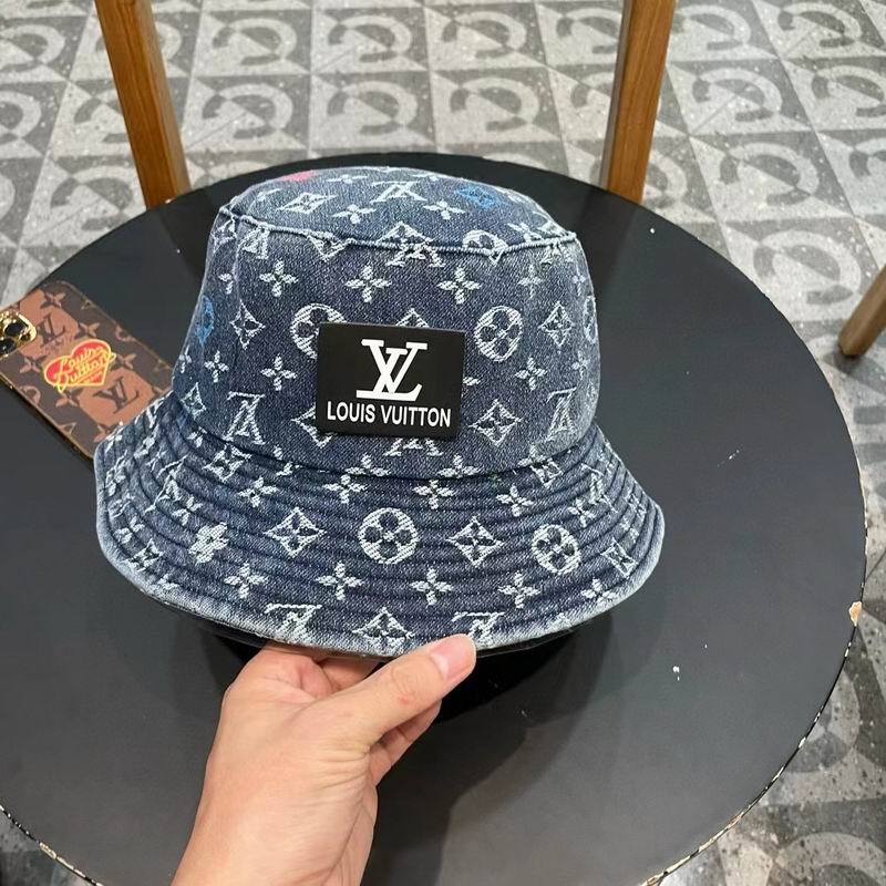 LV hat (895)