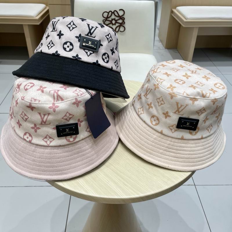 LV hat (90)