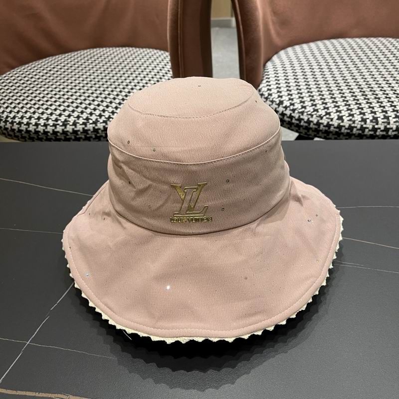 LV hat  (32)