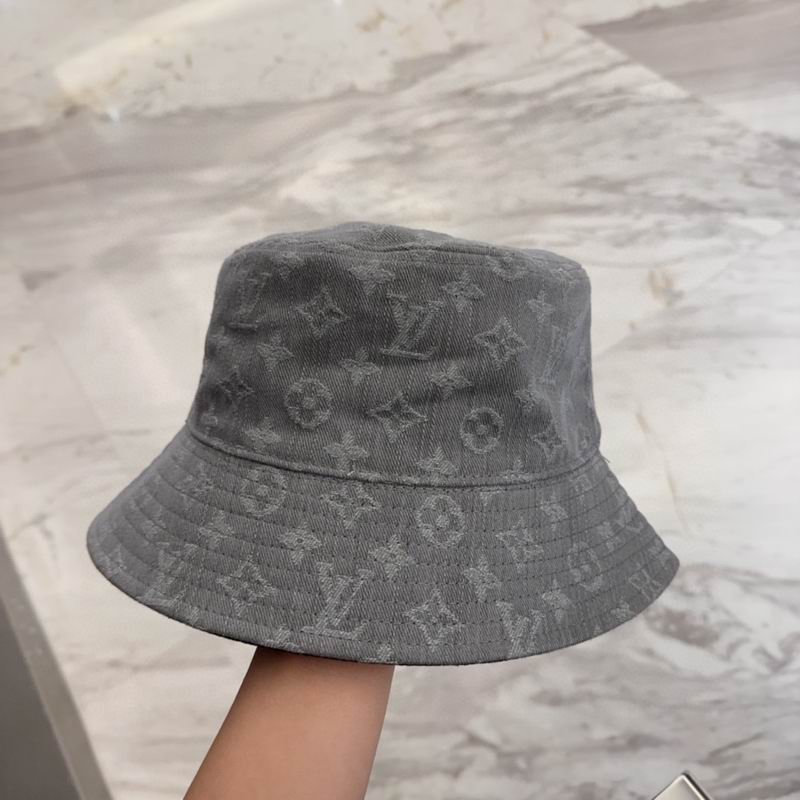 LV hat dx (32)