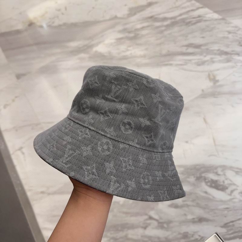 LV hat dx (34)