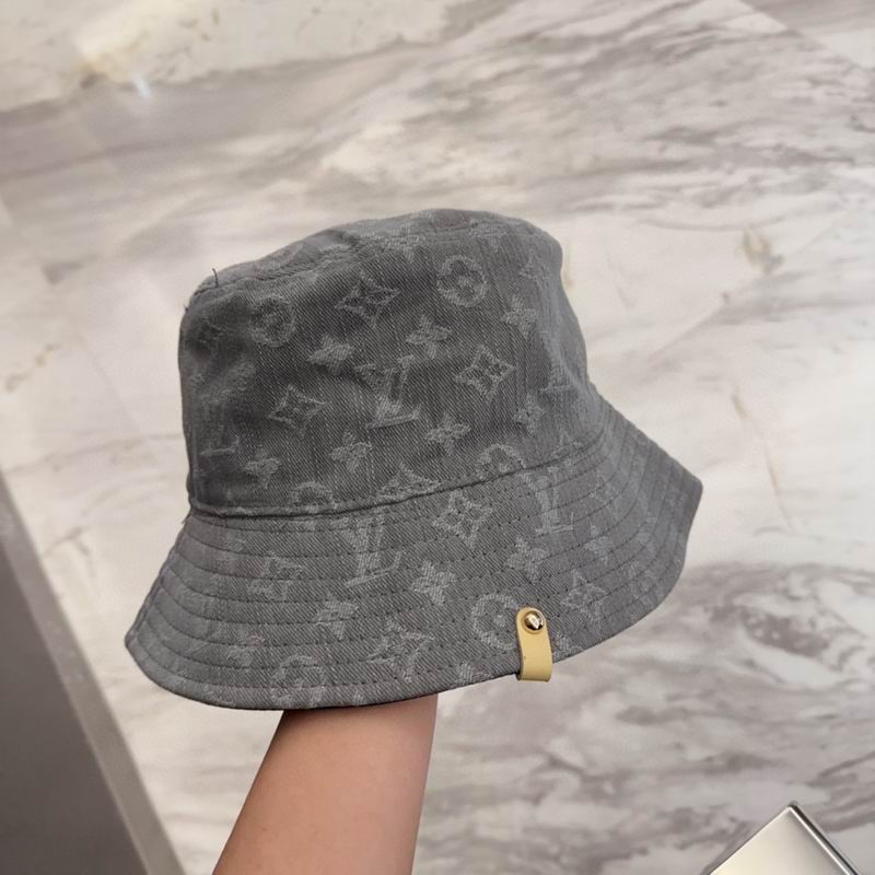 LV hat dx (36)