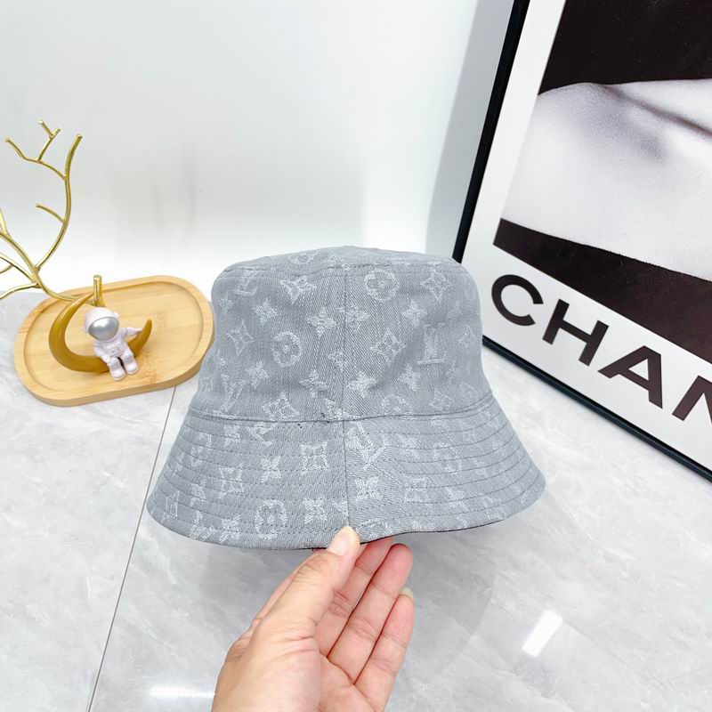 LV hat dx (4)