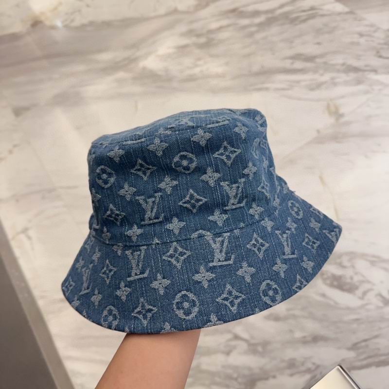 LV hat dx (42)