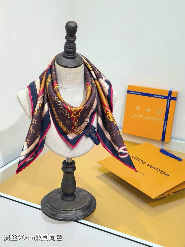LV silk Scarf 90X90cm E05 (2)