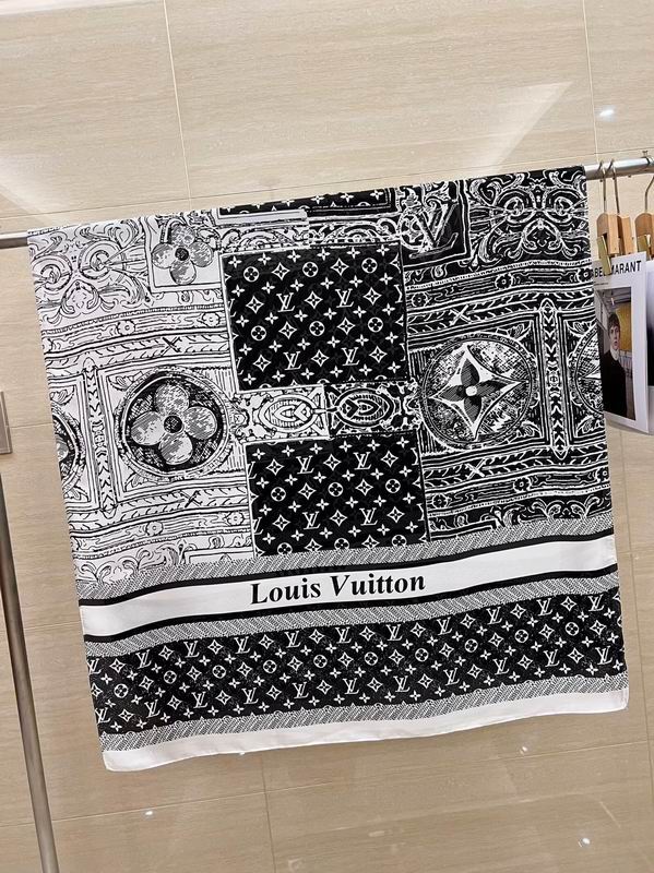 LV silk scarf 90-180cm E19 (1)
