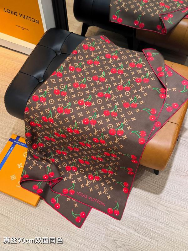 LV silk scarf slv2535 90X90cm E10 (18)