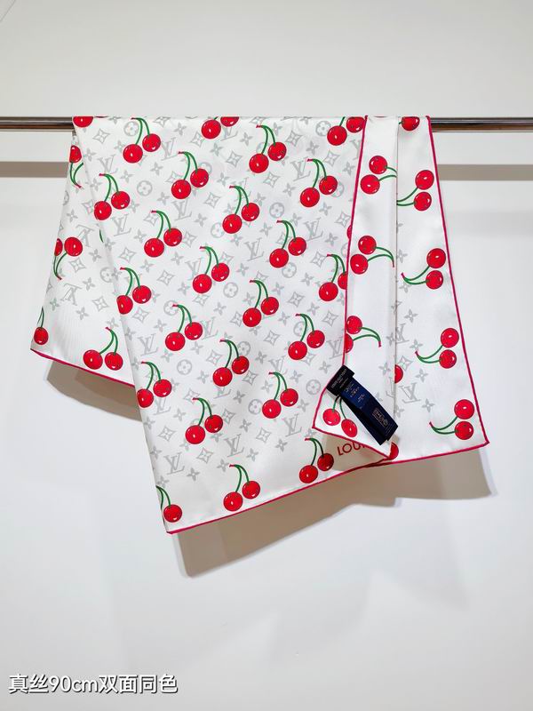 LV silk scarf slv2535 90X90cm E10 (26)