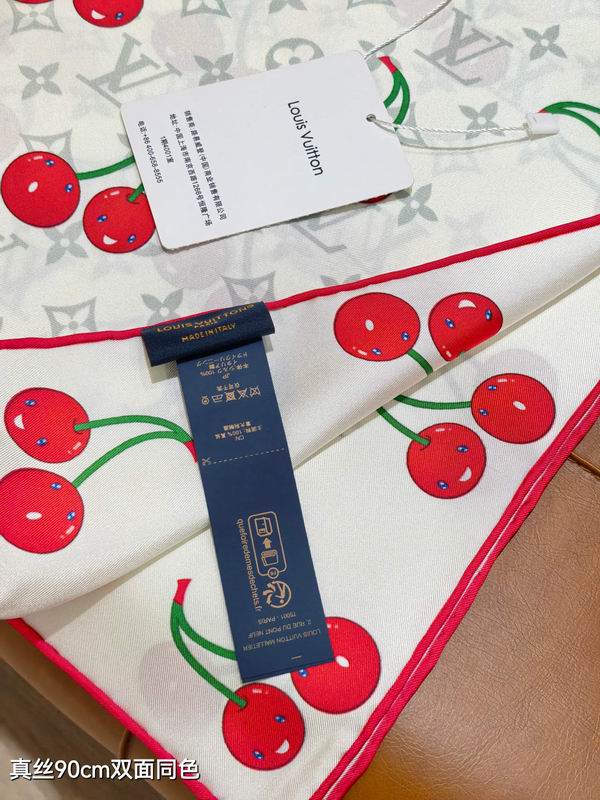 LV silk scarf slv2535 90X90cm E10 (27)