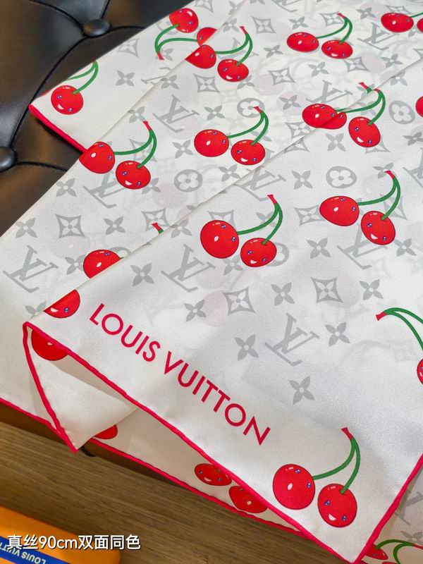 LV silk scarf slv2535 90X90cm E10 (28)