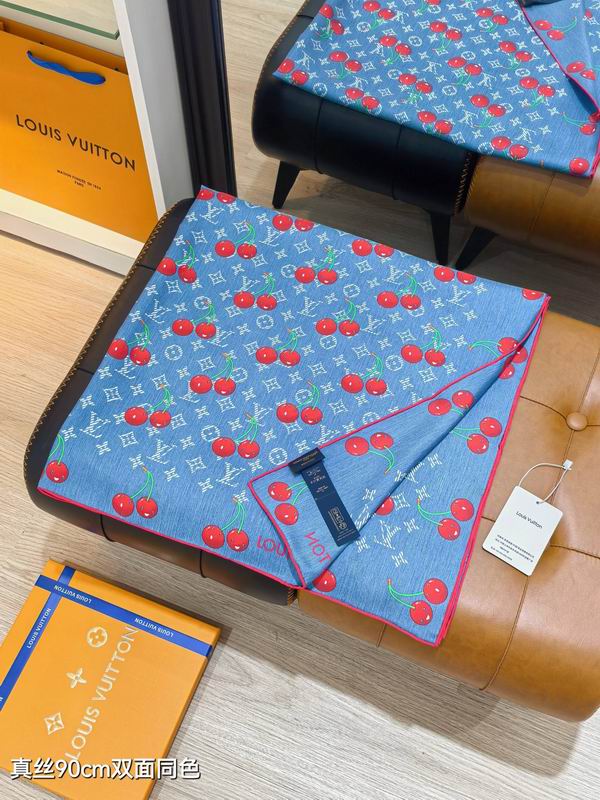 LV silk scarf slv2535 90X90cm E10 (8)